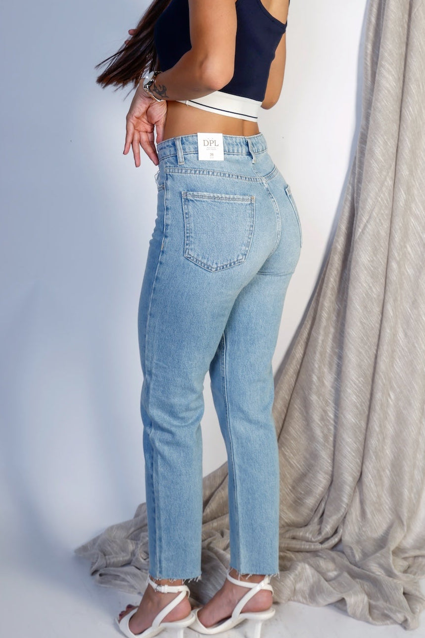 High Waist Mom Fit Jeans
